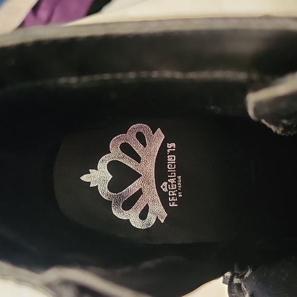 NWOT Women's Black Buckle Zip Up Boots By Fergie Size 6 - Picture 10 of 10